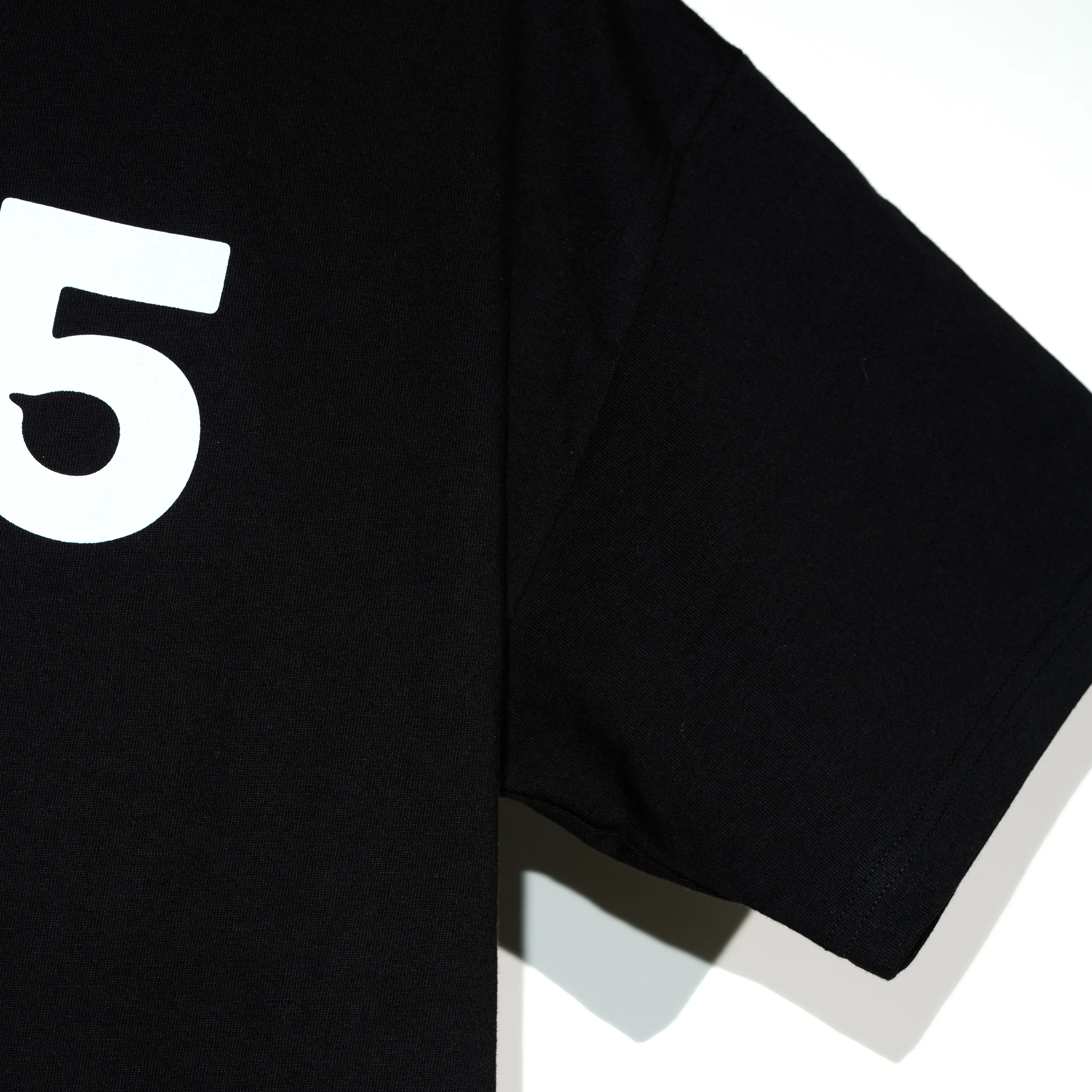 Boxed T-shirt Logo Black - Image 5