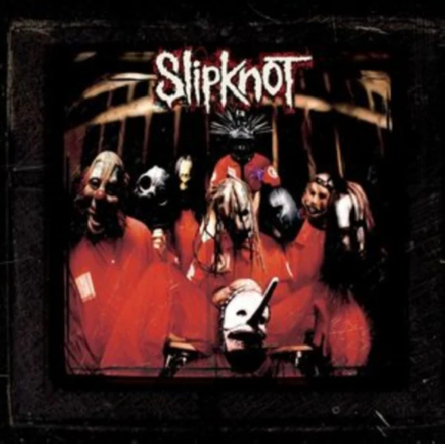 Slipknot - Dysfunctional Family Portraits (CD)